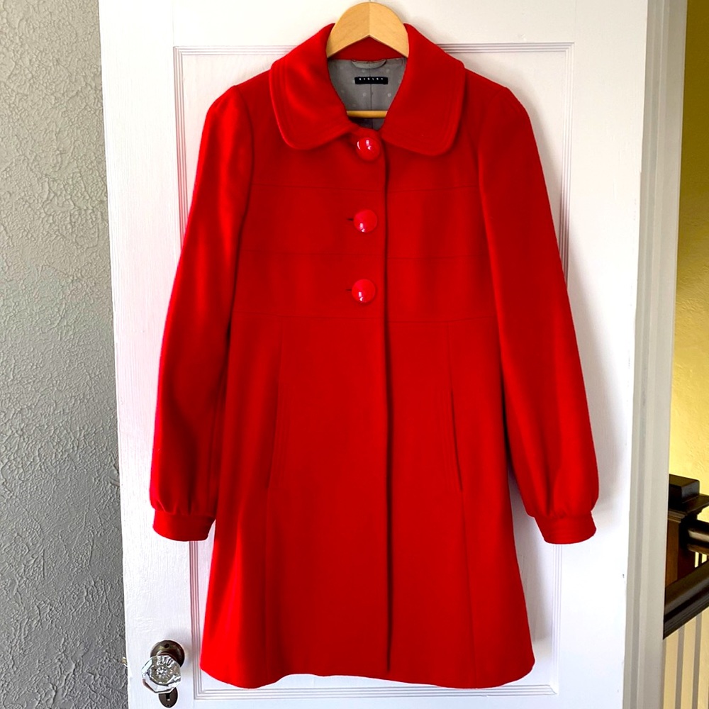 Sisley red swing walking coat